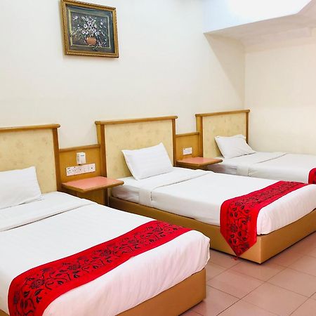 קואלה טרנגאנו Intan Beach Resort מראה חיצוני תמונה