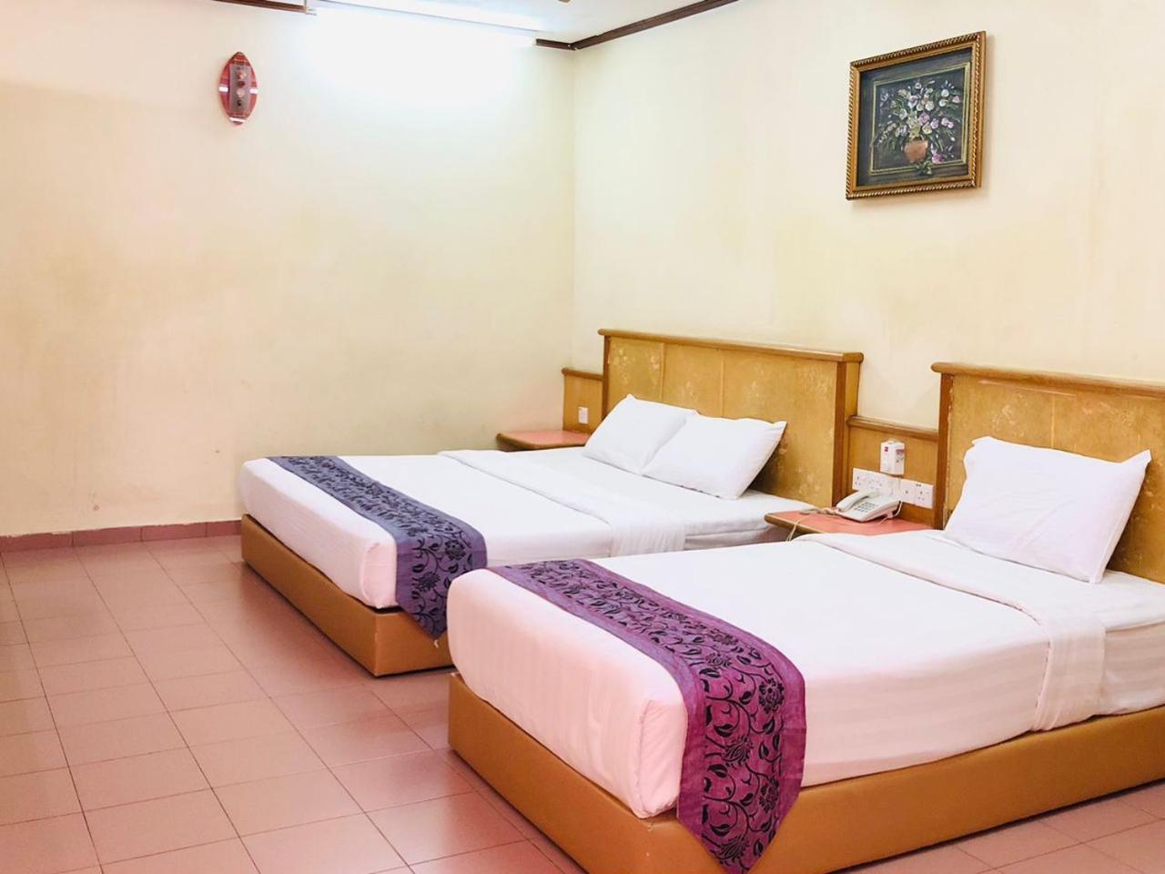 קואלה טרנגאנו Intan Beach Resort מראה חיצוני תמונה