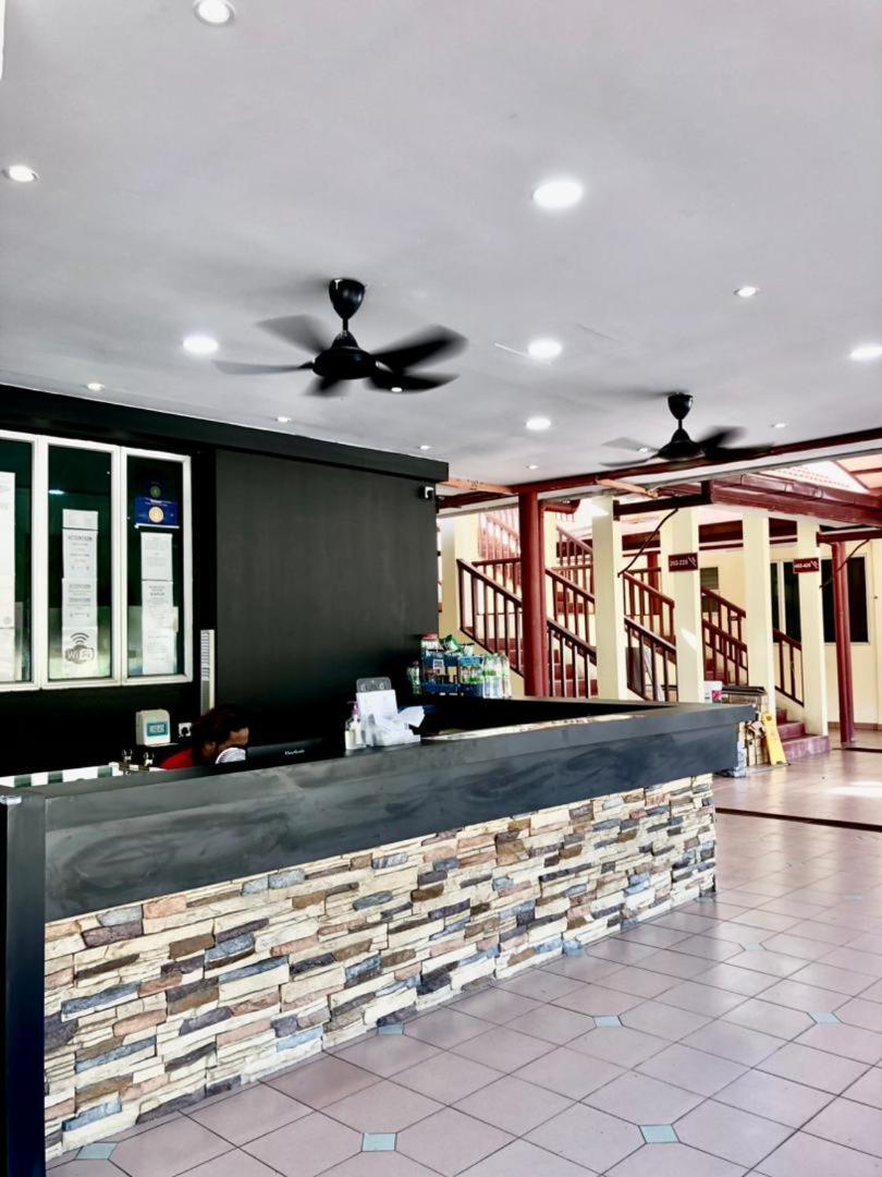 קואלה טרנגאנו Intan Beach Resort מראה חיצוני תמונה