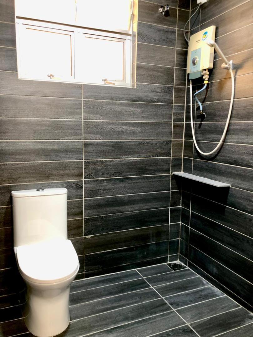 קואלה טרנגאנו Intan Beach Resort מראה חיצוני תמונה